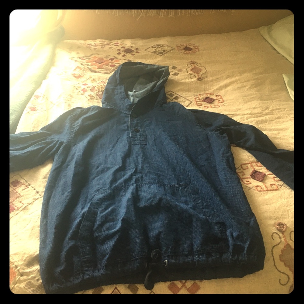 America Eagle Outfitters light weight parka.